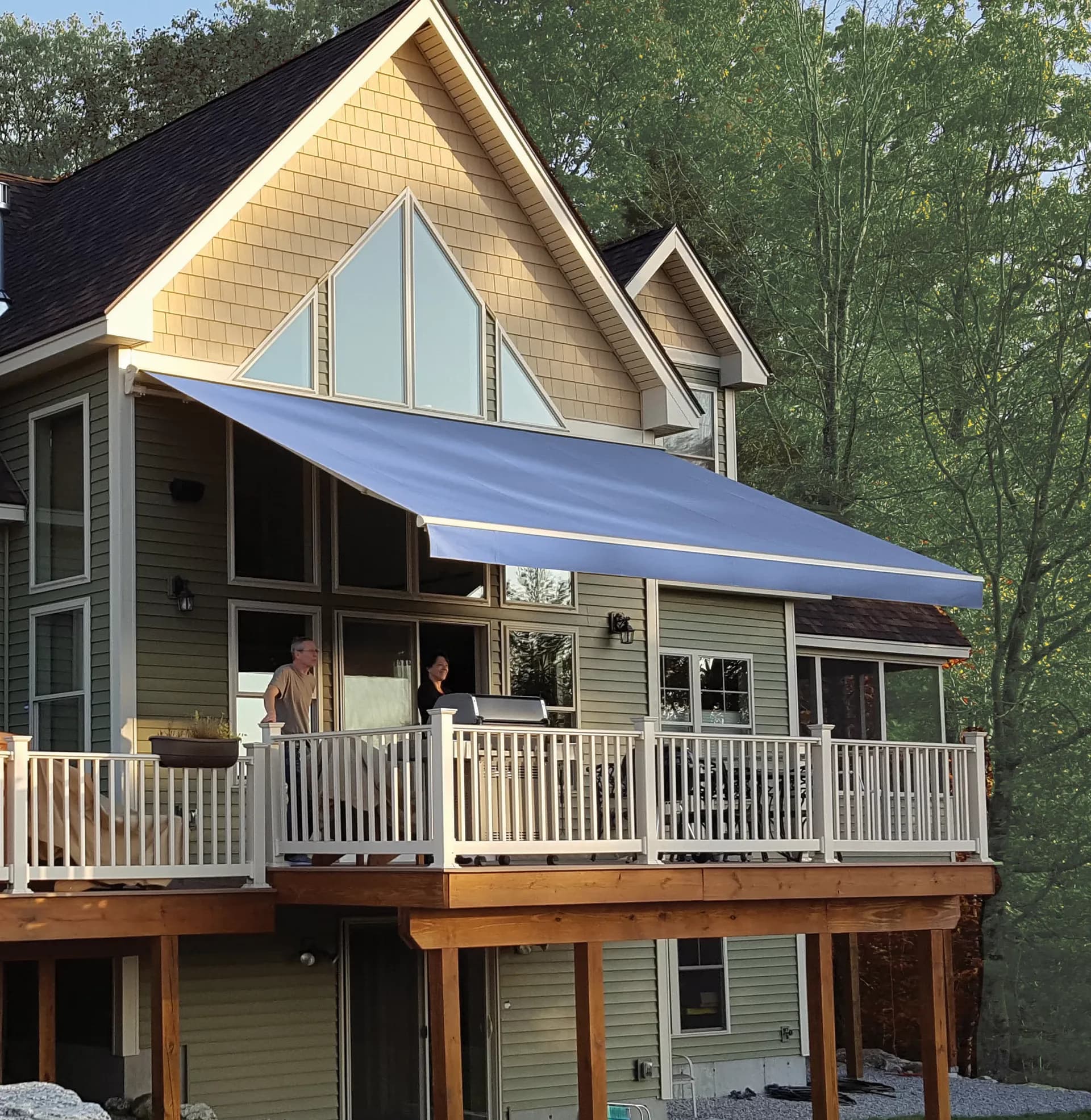 Patio-Lifestyle-Blue-Awning_image-1.webp